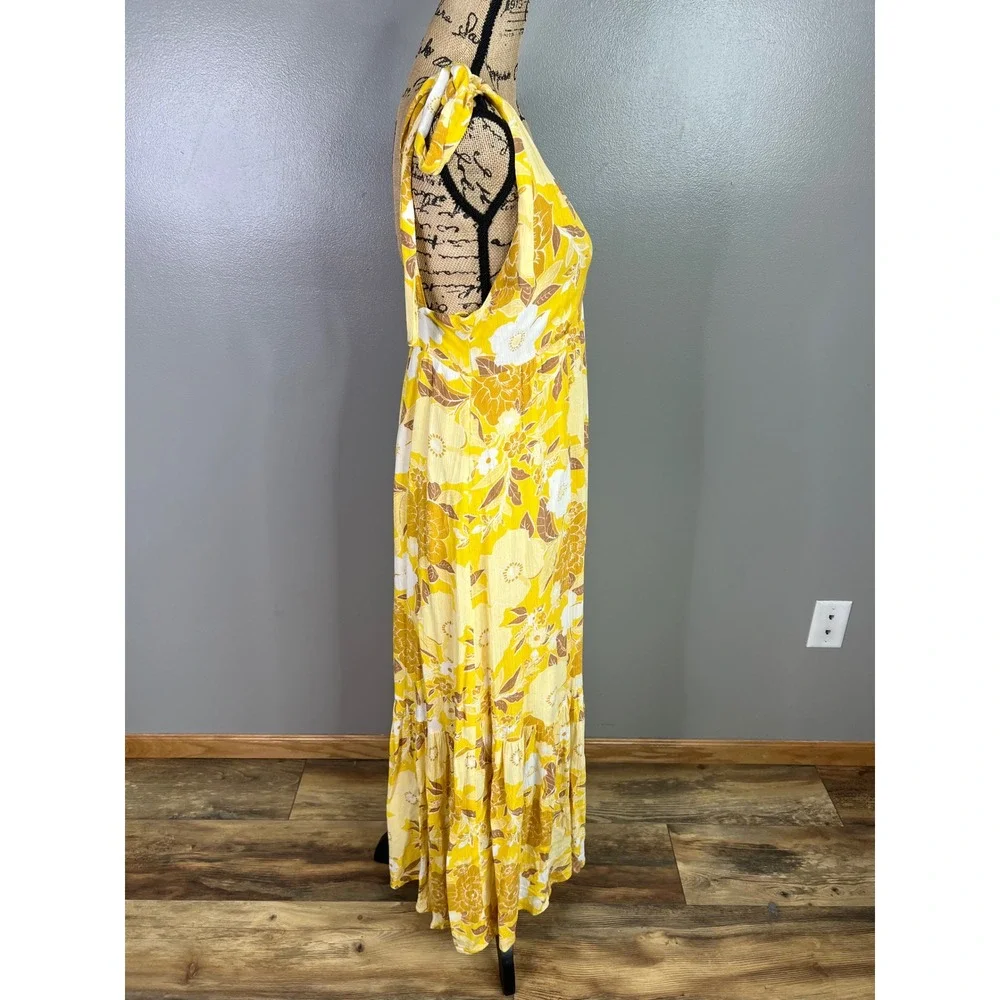Abercrombie & Fitch yellow floral maxi dress small travel bohemian vaca resort